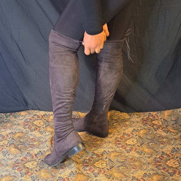 SHEIN Shoes - Boots
